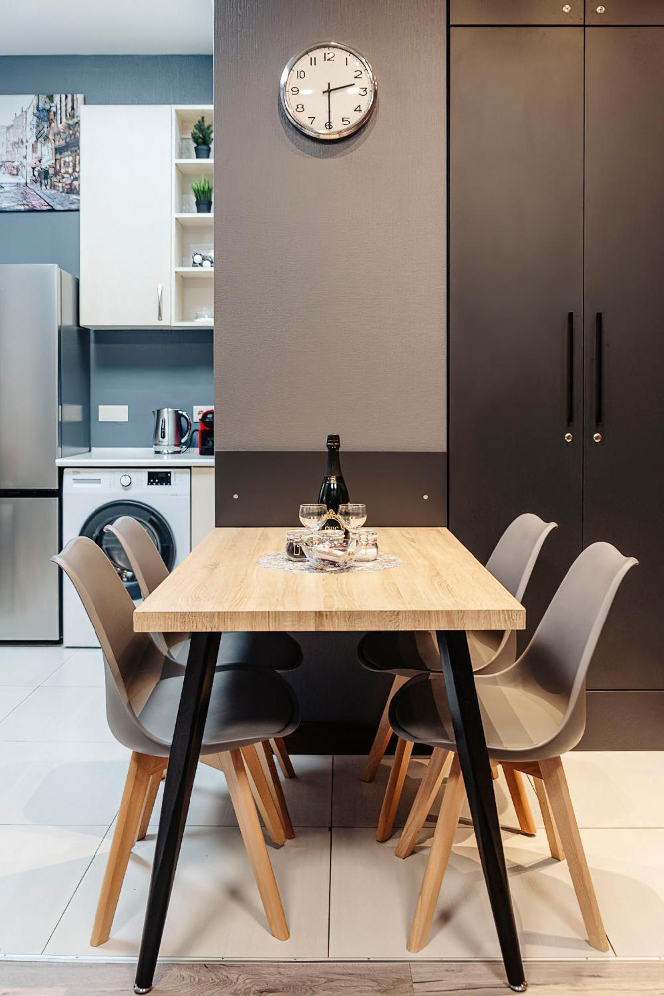 Riga Central Apartments - Skolas Str. Parking Nearby Ngoại thất bức ảnh